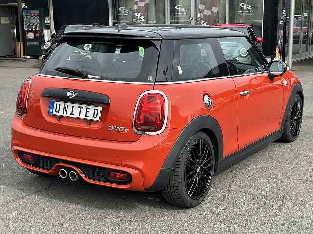 Bmw MINI 2018-04 10152-12