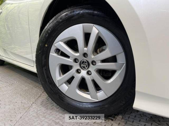 Toyota PRIUS 2016-01 282190-13