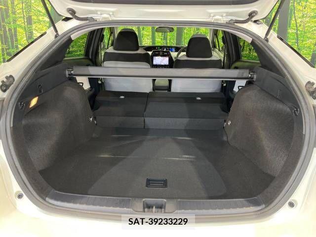 Toyota PRIUS 2016-01 282190-10
