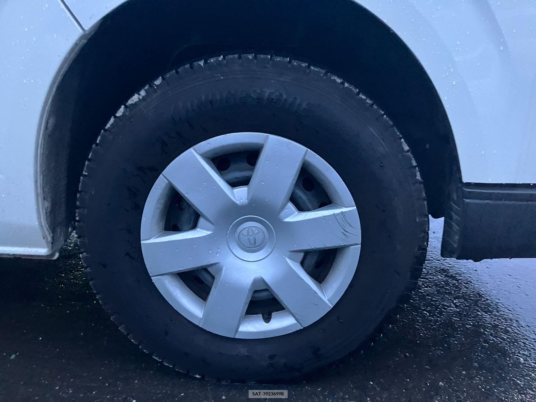 Toyota HIACE VAN 2017-03 258348-12