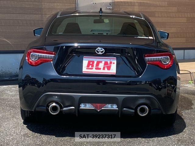 Toyota 86 2021-01 268628-17