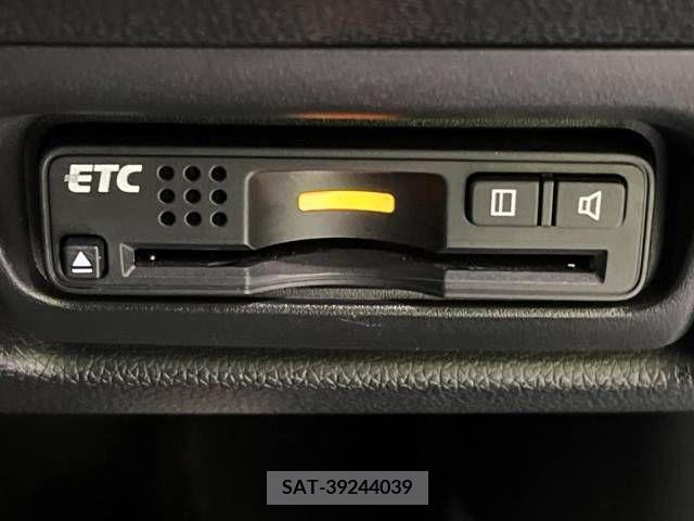 Honda e 2017-03 218358-7
