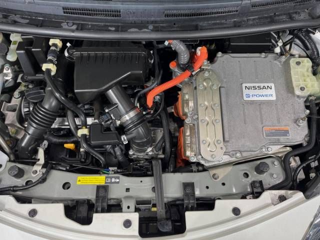 Nissan NOTE 2017-12 14975-18