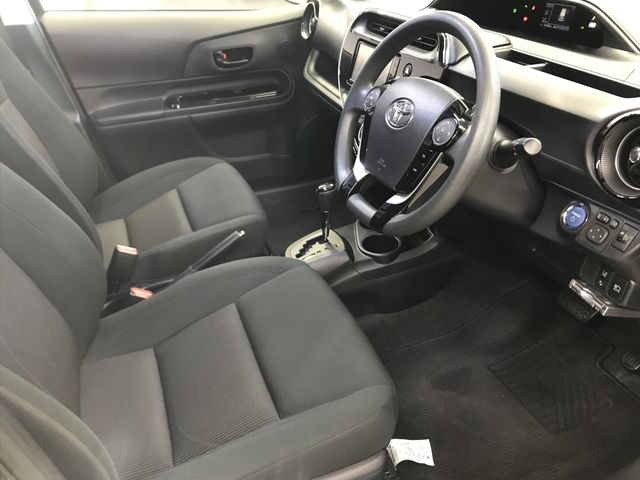 Toyota AQUA 2018-12 25074-2