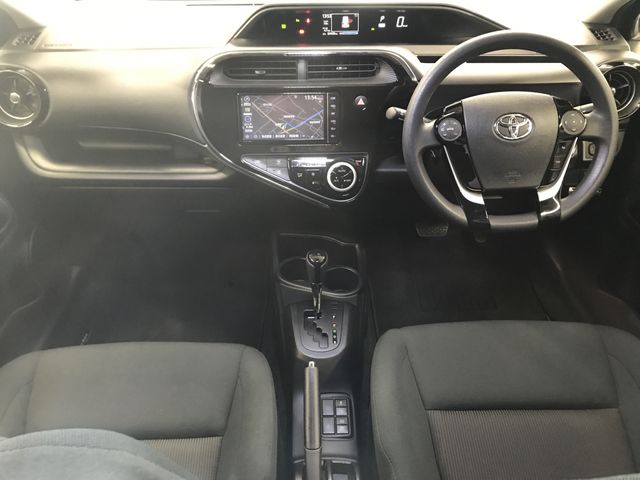 Toyota AQUA 2018-12 25074-6