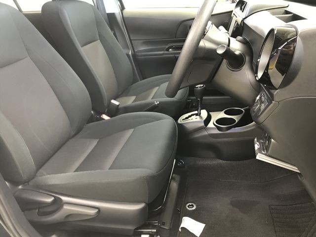 Toyota AQUA 2018-12 25074-3