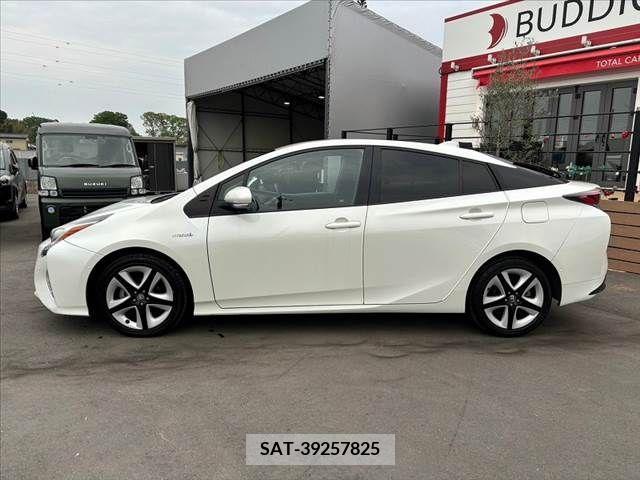 Toyota PRIUS 2015-12 281820-10