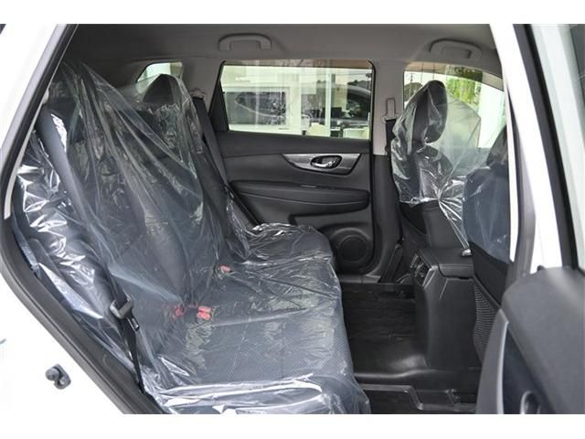 Nissan X-TRAIL 2017-01 1975-18