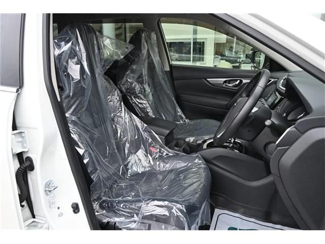 Nissan X-TRAIL 2017-01 1975-8