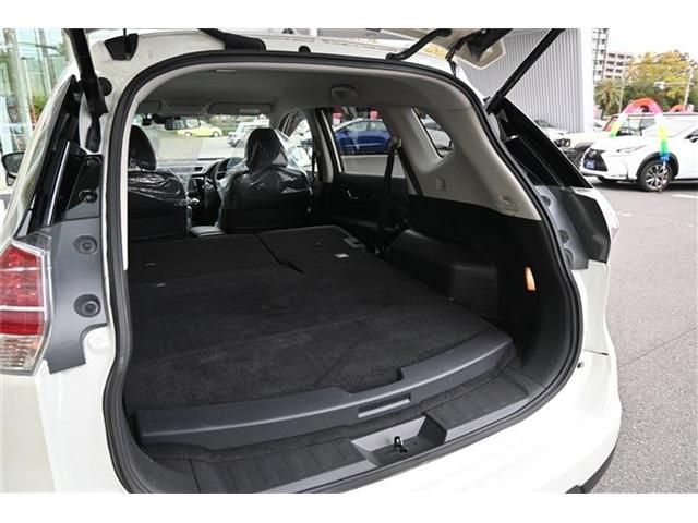 Nissan X-TRAIL 2017-01 1975-23