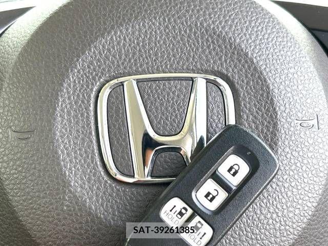 Honda N BOX 2019-06 307045-7