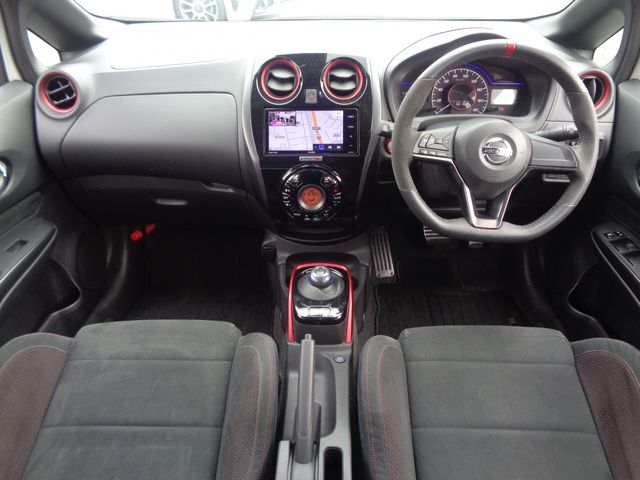 Nissan NOTE 2017-08 28015-1