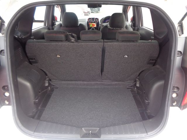 Nissan NOTE 2017-08 28015-20