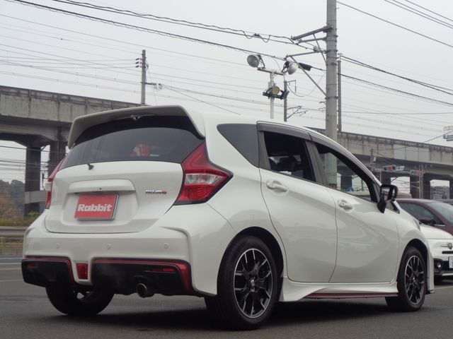 Nissan NOTE 2017-08 28015-9