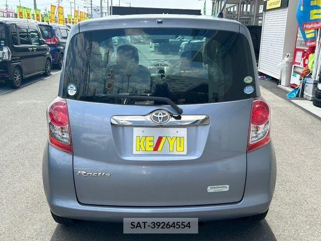 Toyota RACTIS 2010-06 366855-5