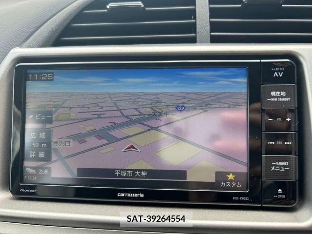 Toyota RACTIS 2010-06 366855-14