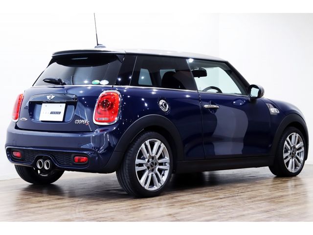 Bmw MINI 2017-12 17027-6