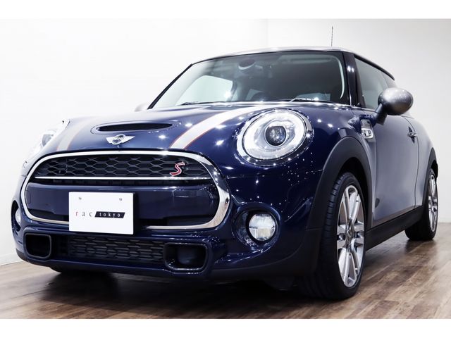 Bmw MINI 2017-12 17027-1