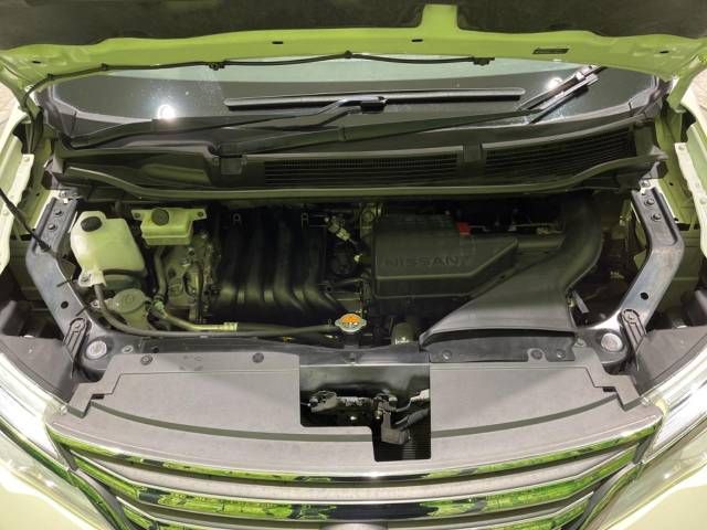 Nissan SERENA 2015-09 20994-19