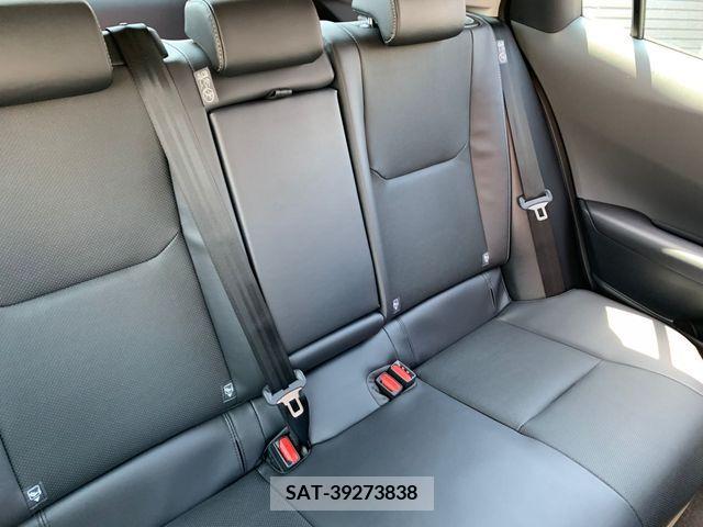 Toyota PRIUS 2023-11 246653-13