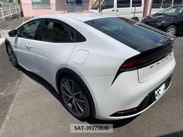 Toyota PRIUS 2023-11 246653-2
