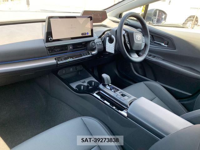 Toyota PRIUS 2023-11 246653-16