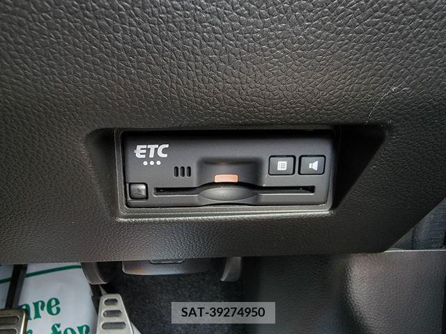 Suzuki SWIFT 2021-01 239570-15