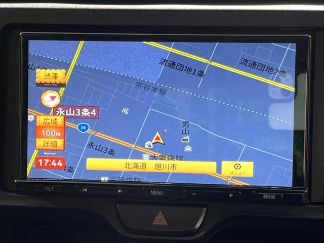 Toyota YARIS 2022-03 196225-4