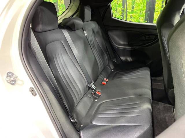 Toyota YARIS 2022-03 196225-9