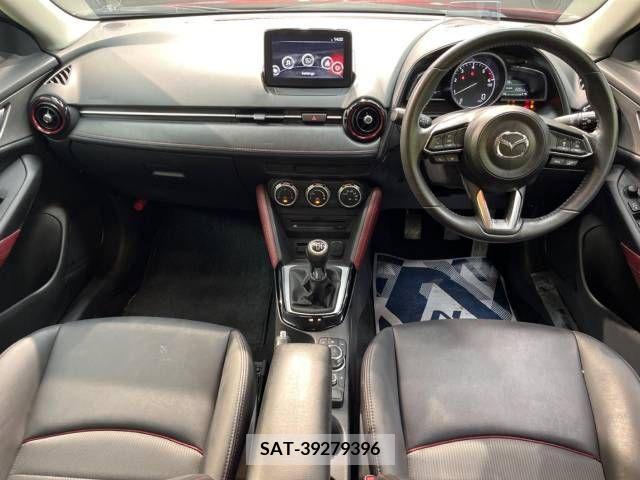 Mazda CX-3 2017-09 351220-1