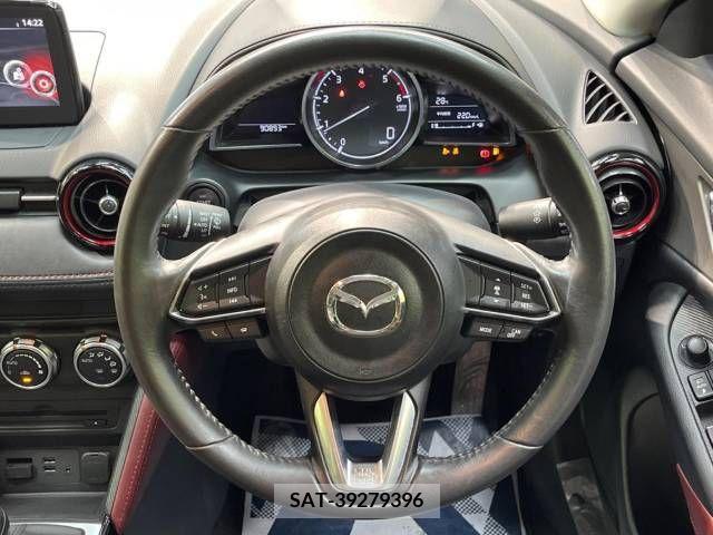 Mazda CX-3 2017-09 351220-11