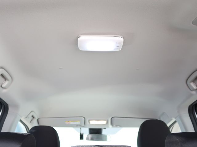 Toyota SIENTA 2018-12 188078-13