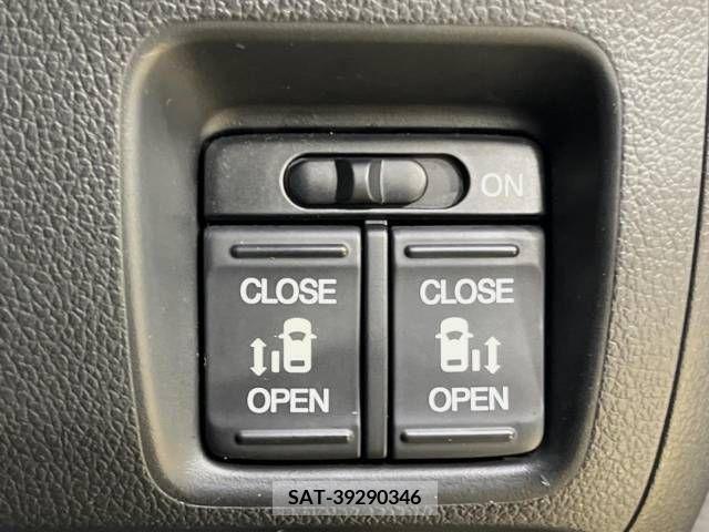 Honda N BOX CUSTOM 2013-09 327957-4
