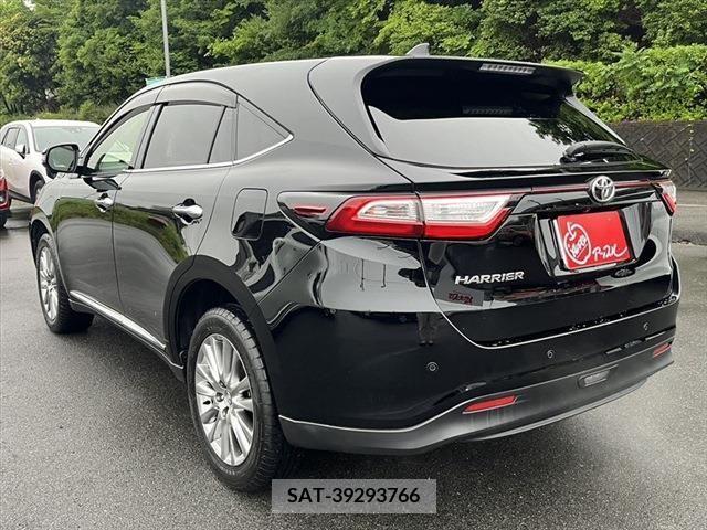 Toyota HARRIER 2018-04 271194-7