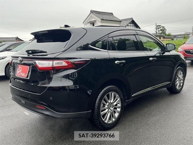 Toyota HARRIER 2018-04 271194-5