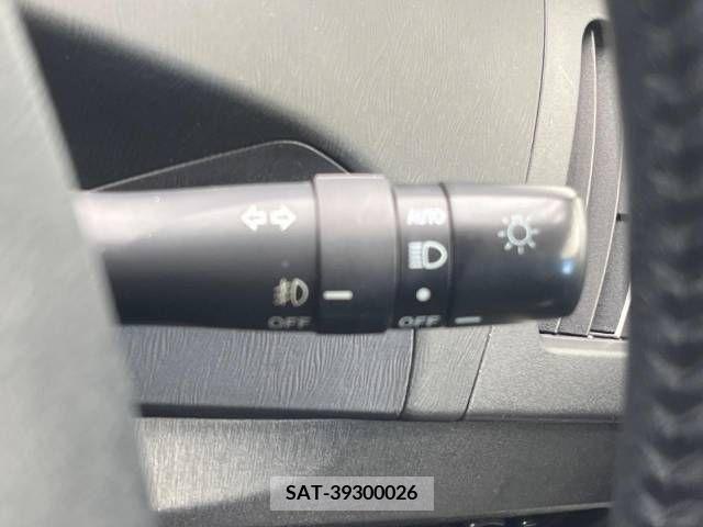 Toyota PRIUS 2015-04 322161-7