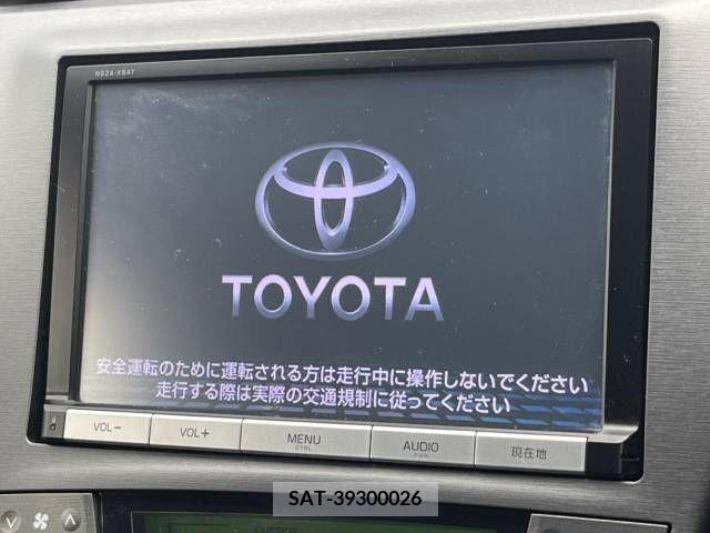 Toyota PRIUS 2015-04 322161-2