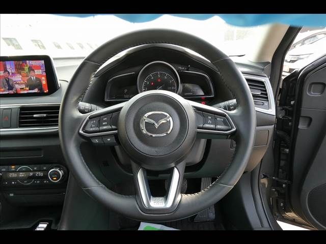 Mazda AXELA SPORT 2016-07 18754-3