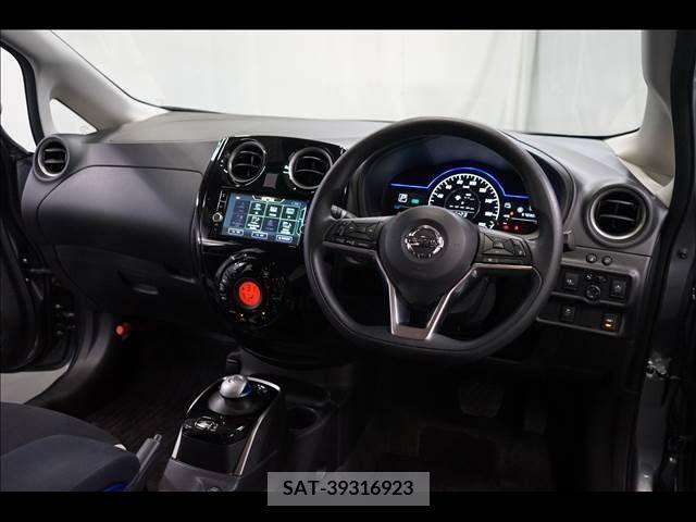 Nissan NOTE 2019-11 392978-1