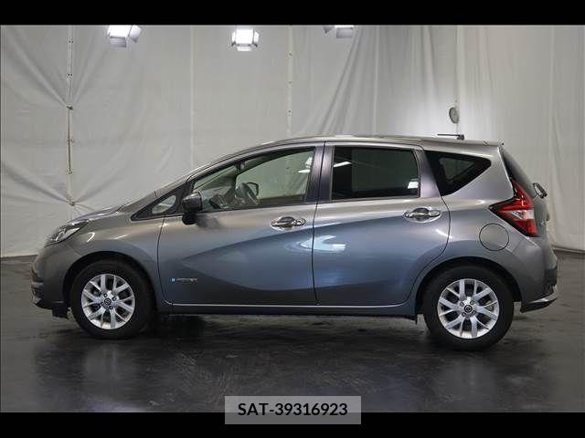 Nissan NOTE 2019-11 392978-14
