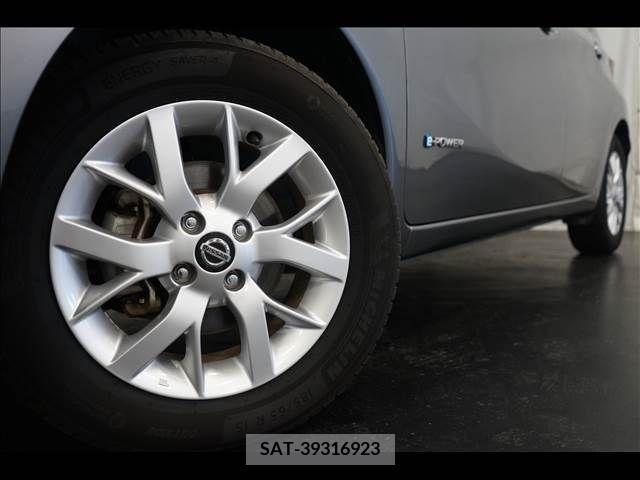 Nissan NOTE 2019-11 392978-3