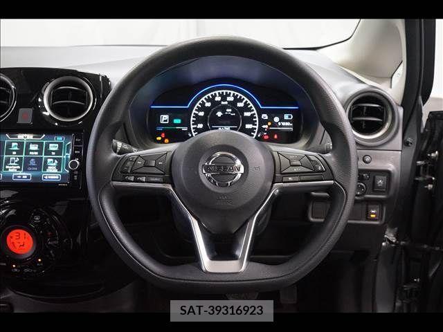 Nissan NOTE 2019-11 392978-9