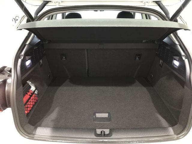 Audi Q2 2018-12 191470-13