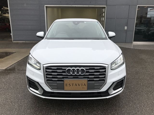 Audi Q2 2018-12 191470-3