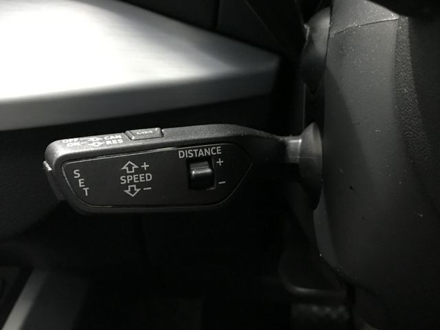 Audi Q2 2018-12 191470-19
