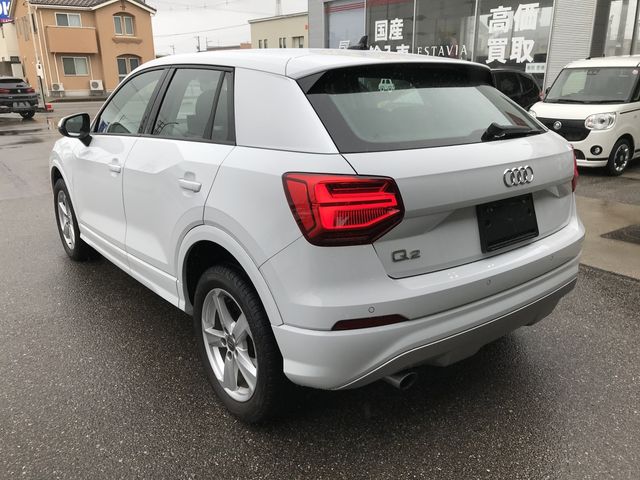 Audi Q2 2018-12 191470-2
