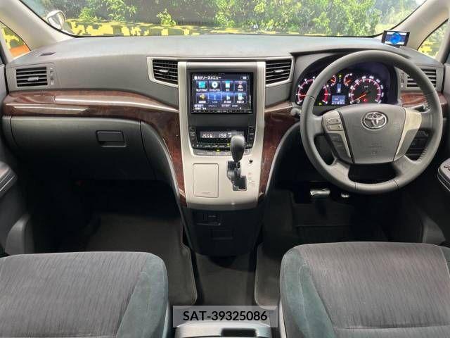 Toyota VELLFIRE 2012-08 380762-1