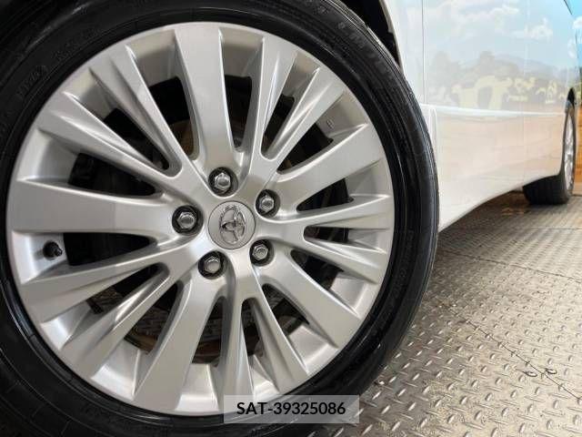 Toyota VELLFIRE 2012-08 380762-14