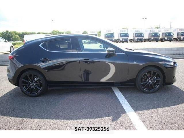Mazda MAZDA3 2021-06 301072-10