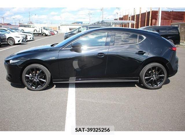 Mazda MAZDA3 2021-06 301072-8